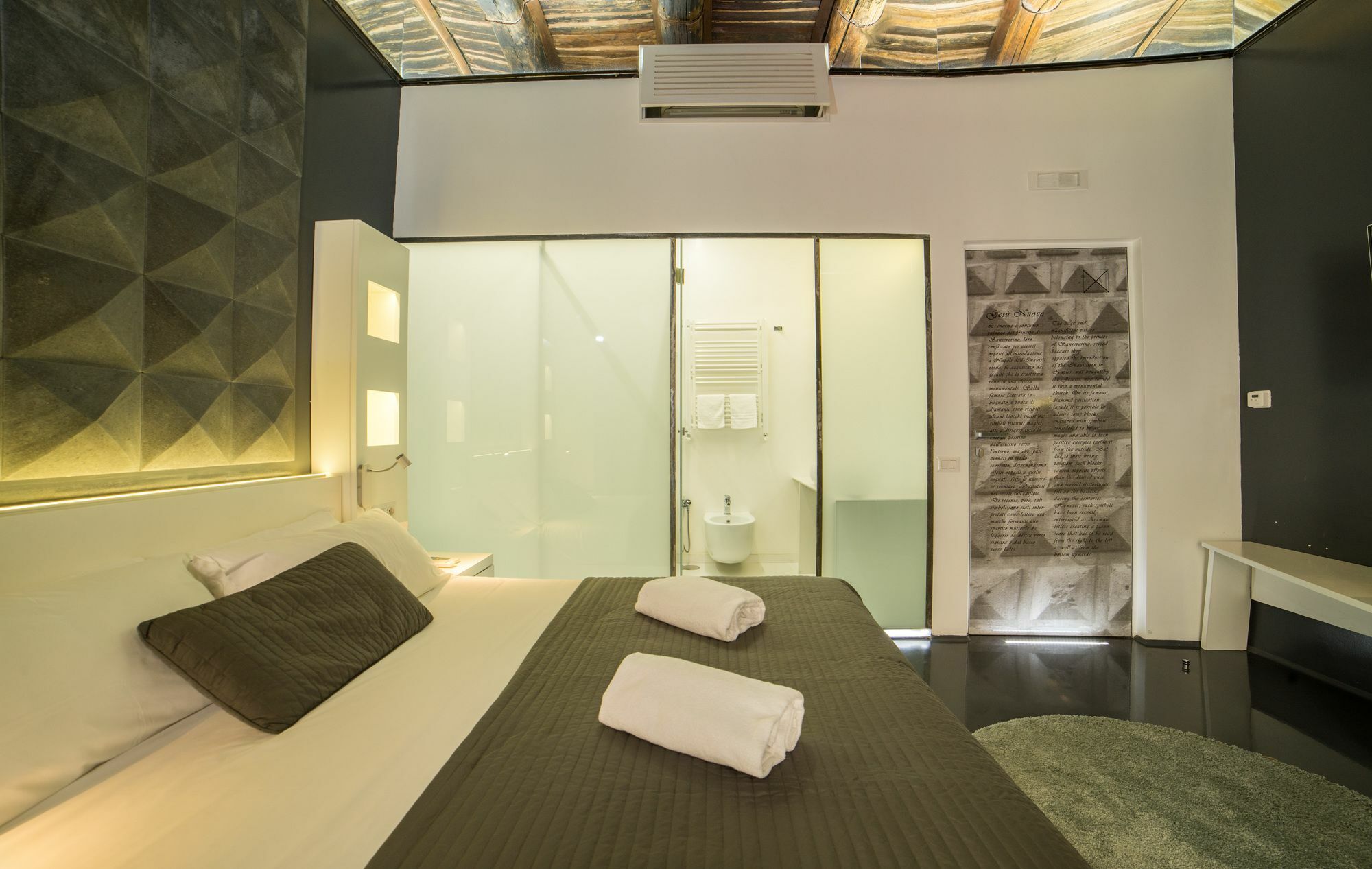Chiaia 197 Deluxe Residence 那不勒斯 外观 照片