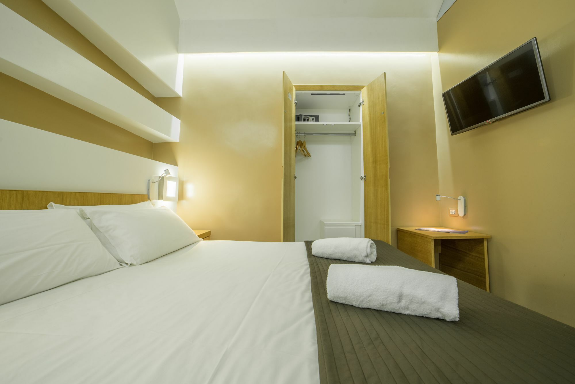 Chiaia 197 Deluxe Residence 那不勒斯 外观 照片