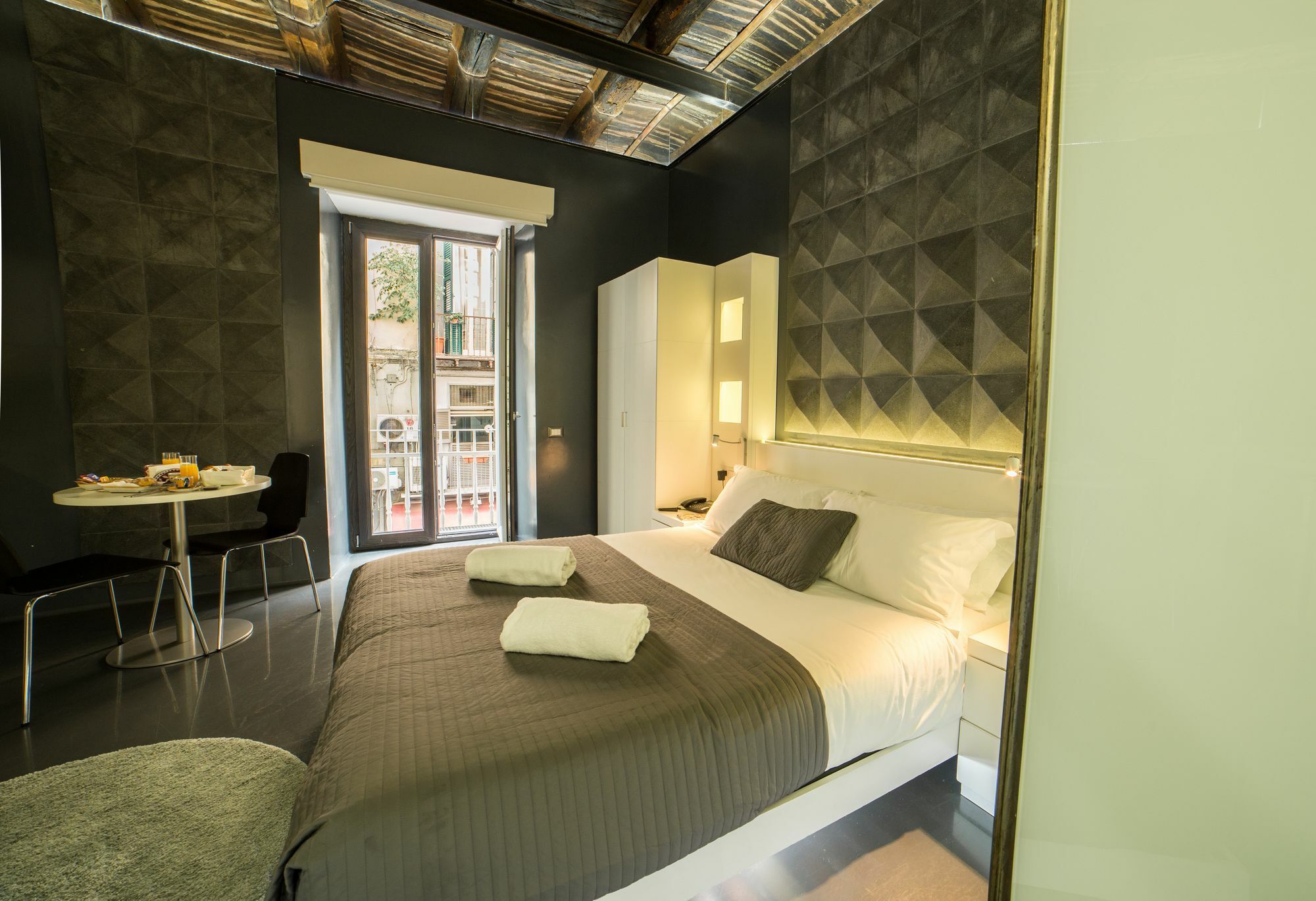 Chiaia 197 Deluxe Residence 那不勒斯 外观 照片